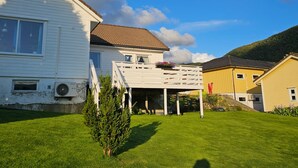 Felles sovesal, 2 soverom, røyk, terrasse | Eksteriør