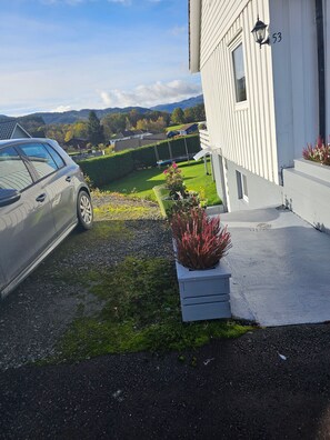 Shared Dormitory, 2 Bedrooms, Smoking, Terrace | Property grounds - Room-charming and Cozy House in Vindafjo (Vindafjord)