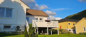 Room-charming and Cozy House in Vindafjo