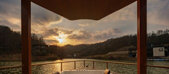 naked Home GRAND Ginkgo Valley