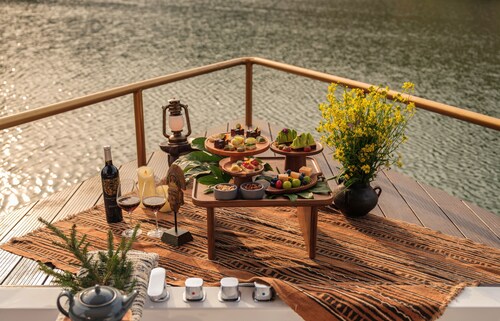 naked Home GRAND Ginkgo Valley