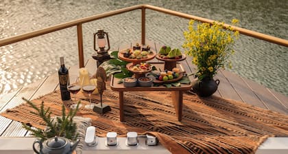 naked Home GRAND Ginkgo Valley