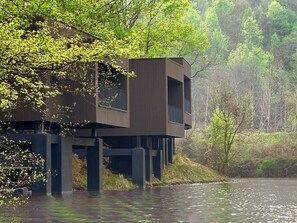 Exclusive-Baumhaus, Seeblick | Außenbereich