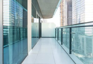 Property grounds - Lux Apt W Pool & Gym in Business Bay (Dubai)
