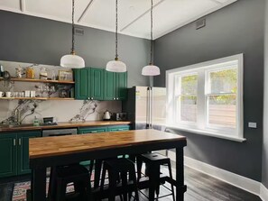 Private kitchen - Little Forrest Victor Harbor (Victor Harbor)