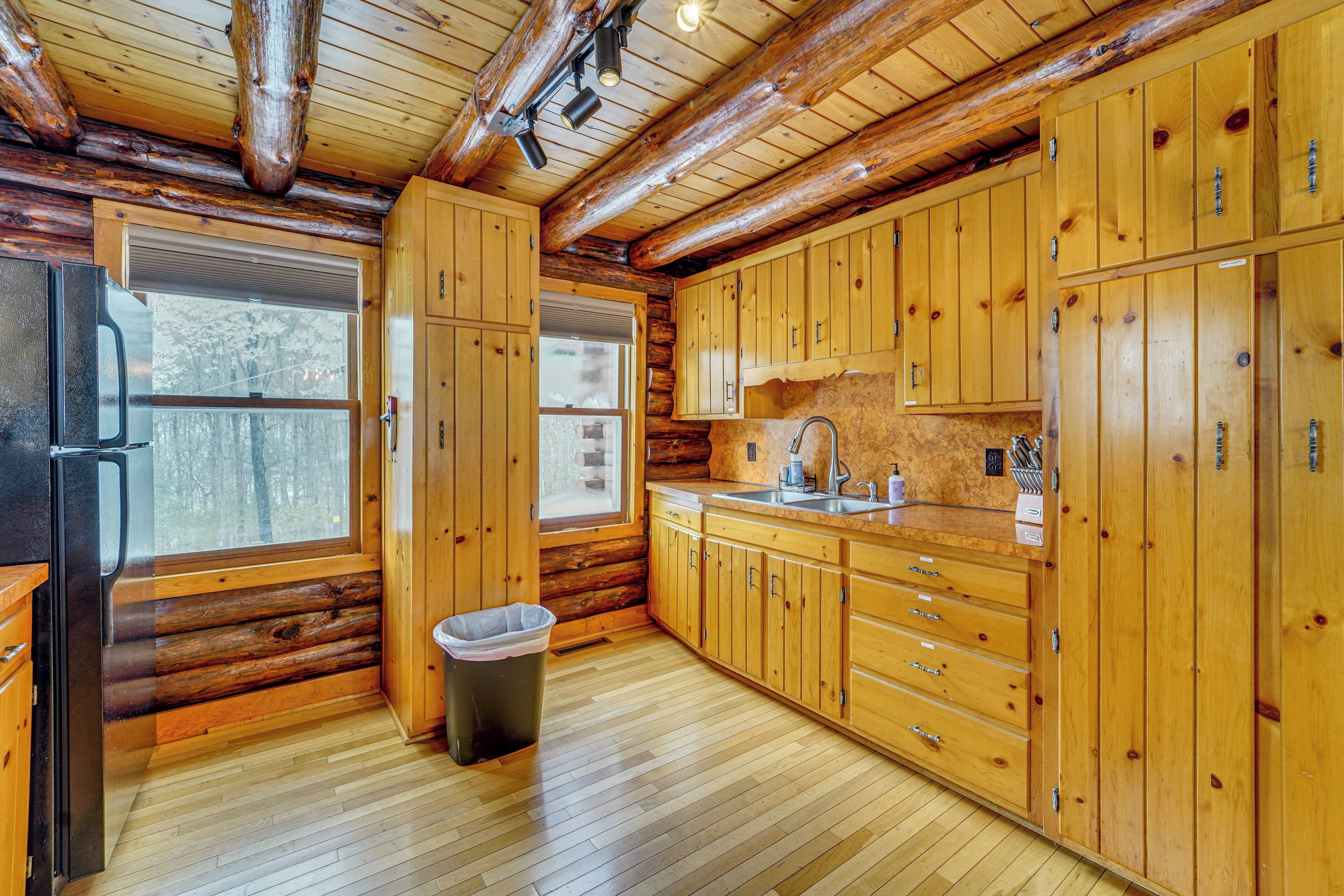 冰箱、微波炉、炉灶、茶具/咖啡用具