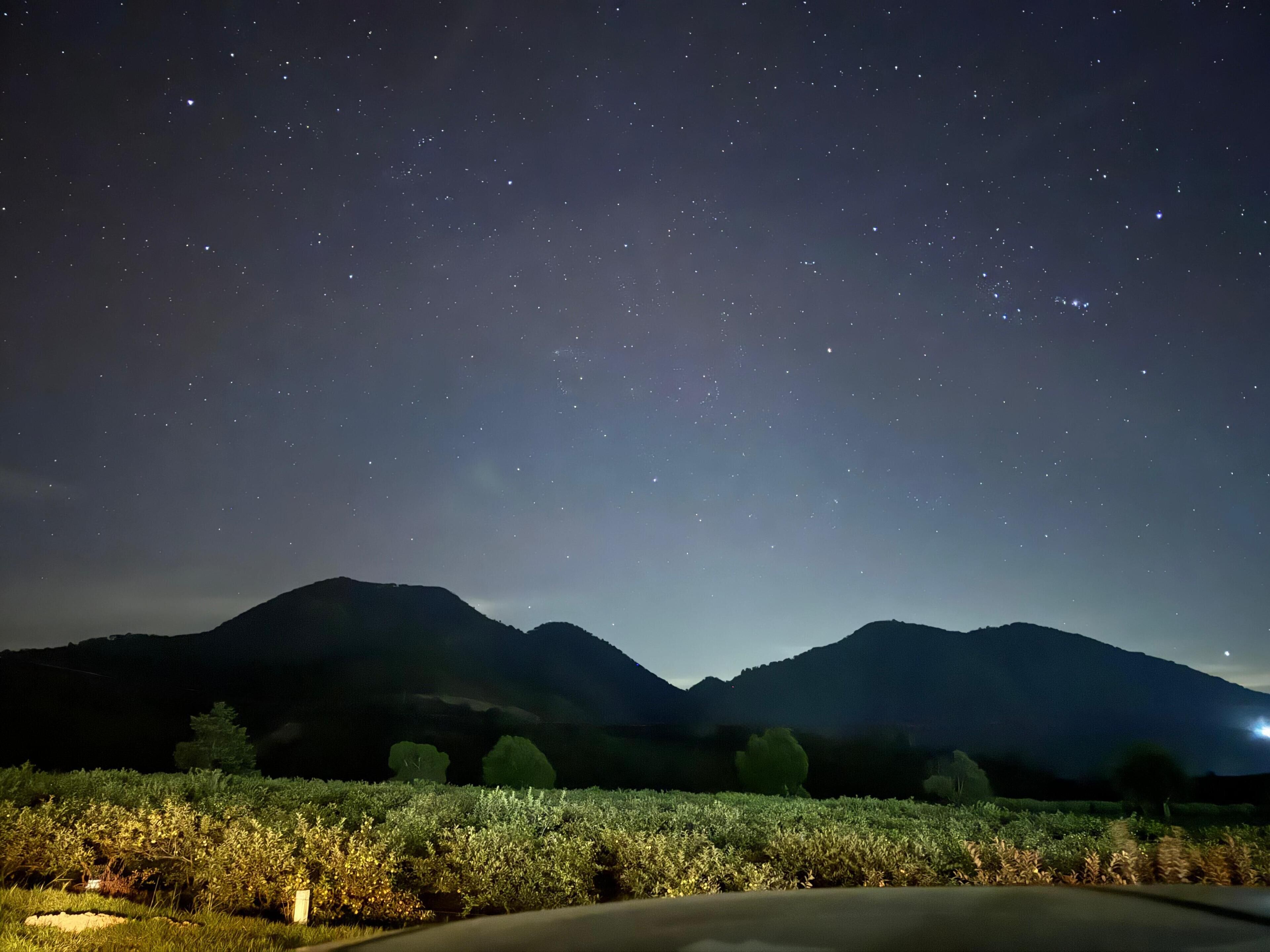 Habitación familiar, balcón, vista a la montaña | Imagen general