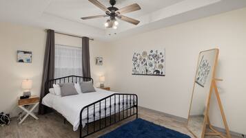 Fer et planche Ă repasser, Wi-Fi, draps fournis