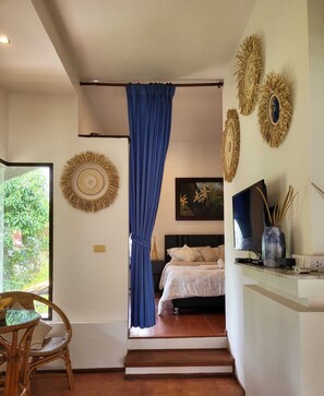 1 bedroom, desk, free WiFi, bed sheets - White lotus house (Maret)