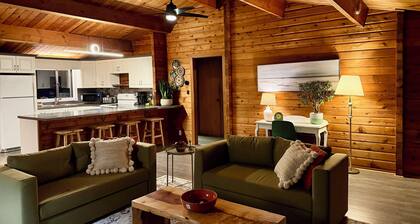 The Williams Shop Guest Lodge âą Ocean View âą 3BR