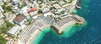 Filippos Traditional Villa – Pool Retreat