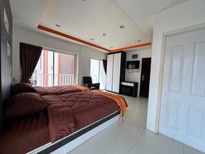 Bed sheets - Bright Corner Pool-View Studio with Balcony - New Nordic VIP 3, Pratumnak (Muang Pattaya)