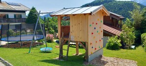 Children’s area - Apartment 2 - 50sqm 1-2 pers., 1 room & balcony (Berchtesgaden)