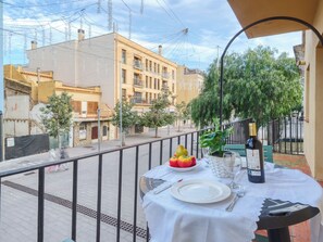 Outdoor dining - Centro peatonal Roses by Interhome (Roses)