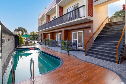 VanaSutra Resort By Alaya Stays