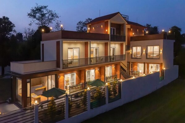 Exterior - VanaSutra Resort By Alaya Stays (Ganga Bhogpur Talla)