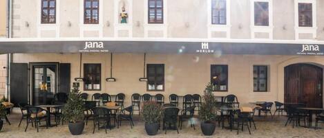 Restaurante al aire libre