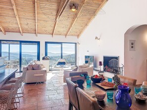 TV - La Dorianzza by Interhome (Porto Vecchio)