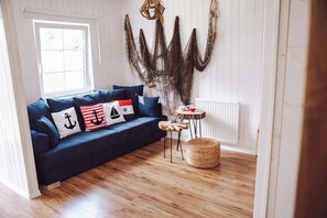 Living area - House with 2 bedrooms, 20 min from beach (Kopalino)
