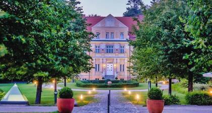 Sunday Rugen 1-bedroom apartment