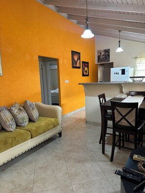 Interior - Cozy 3 bedroom 2 bathroom house in a secure neighborhood with dining & amenities (Charnocks)