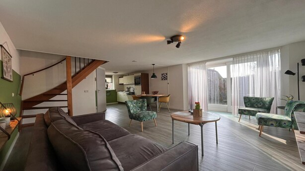 Imagen sin descripción, 1 de 8, botón