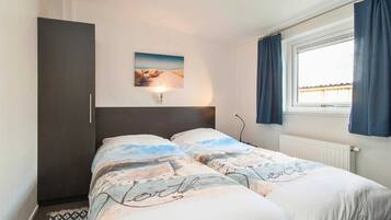 2 bedrooms, free WiFi
