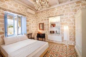 Iron/ironing board, free WiFi, bed sheets - TERRA E SOLE / Spa Suite Aegina, Cottage (Aegina)