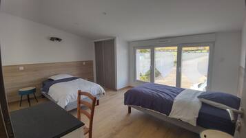 Bügeleisen/Bügelbrett, WLAN, Bettwäsche