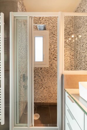 Hair dryer, towels - Cruise on Land, Cottage (Aegina)