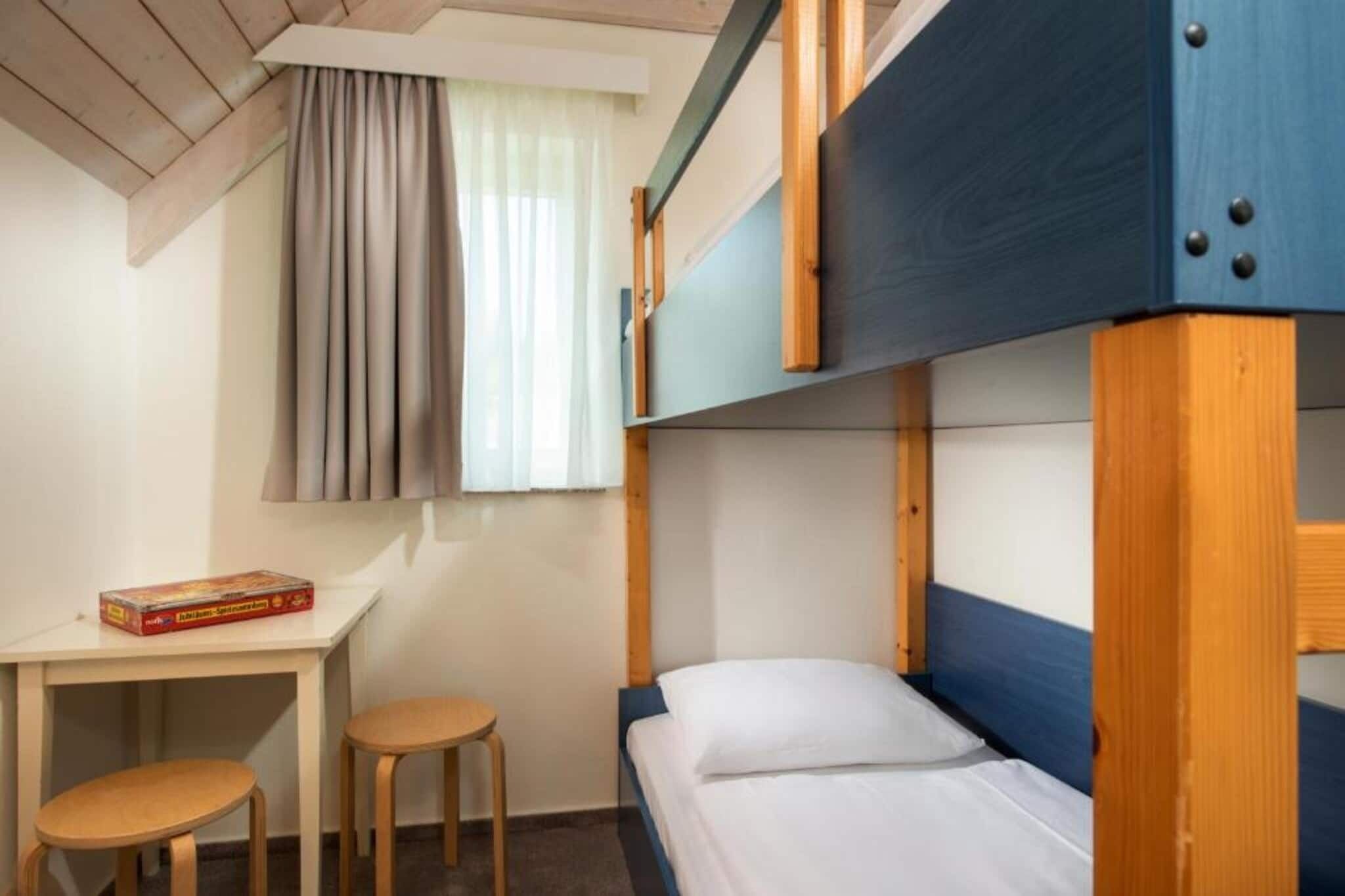 Reisekinderbett, kostenloses WLAN, Bettwäsche