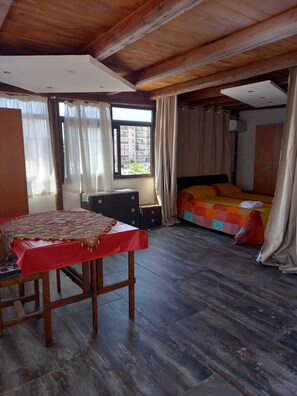 1 chambre, draps fournis