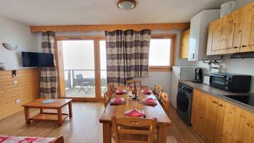 Apartment | Living room