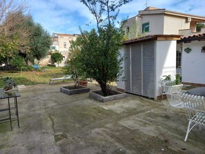 Terrace/patio - Laura's Little Houses: Mondello (Palermo)