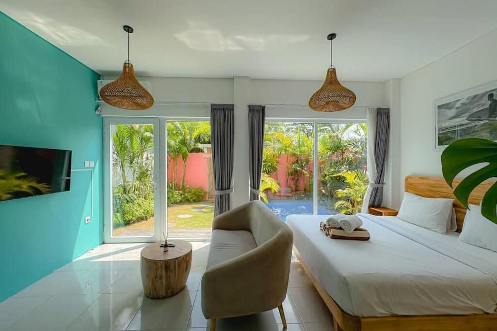 Canggu 1 BR Private Pool Villa Polly