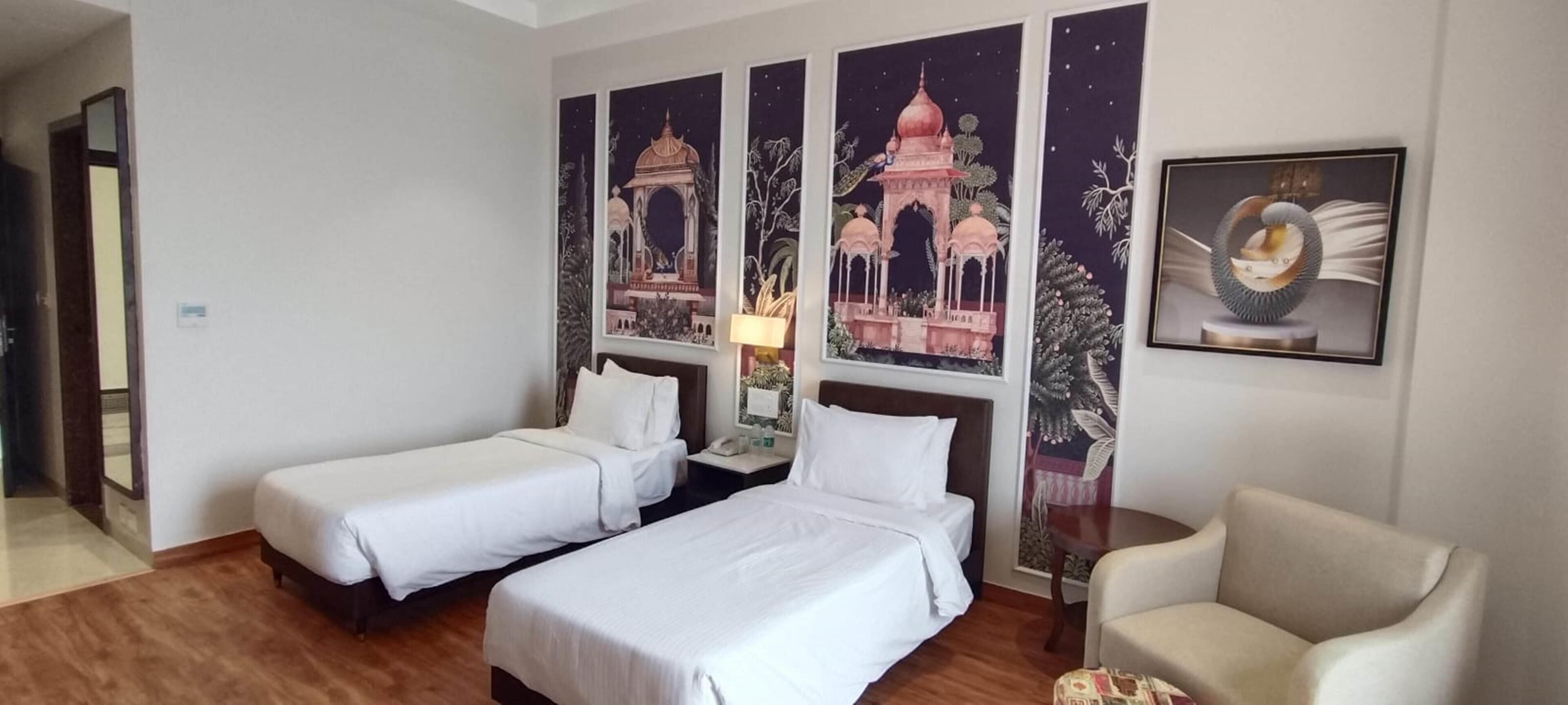Superior Room, 2 Single Beds | Desk, laptop workspace, blackout curtains, soundproofing