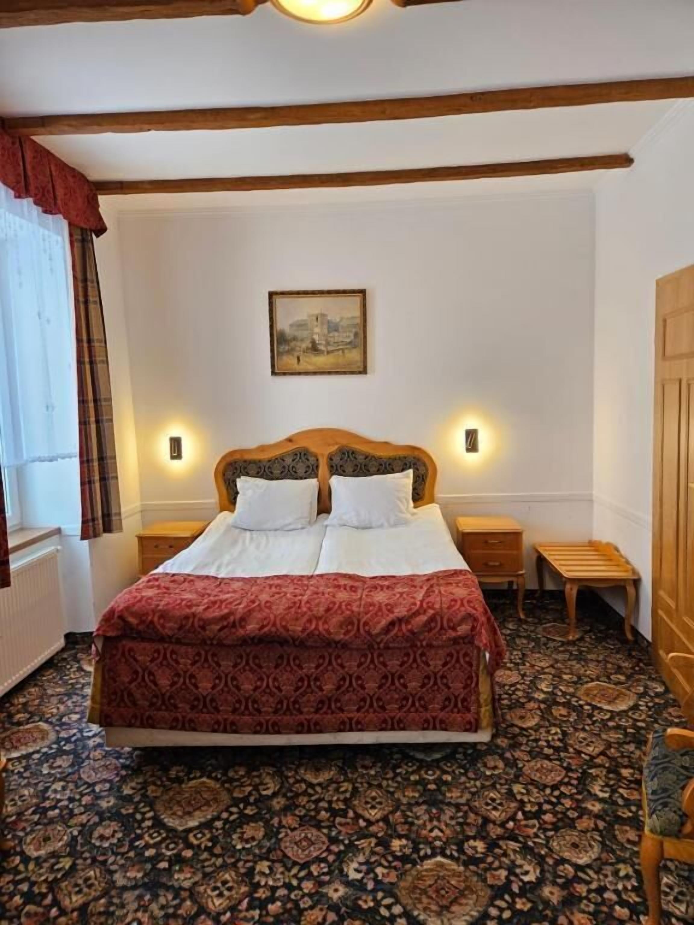 Standard-Doppelzimmer, 1 Queen-Bett, Gartenblick | Bügeleisen/Bügelbrett, kostenloses WLAN