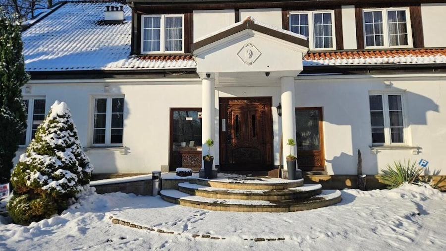 Folwark Historic Hotel