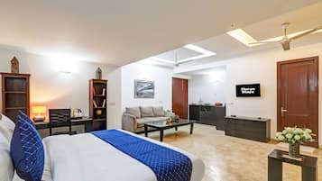 Suite – superior, byutsikt | Strykejern/-brett og wi-fi (inkludert)