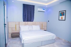 Premium Room, City View | Free WiFi - The Zakai Hotel (Lagos)