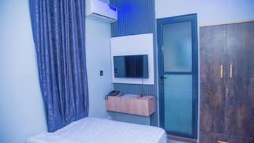 Habitación individual estándar, vista a la ciudad | Wifi gratis