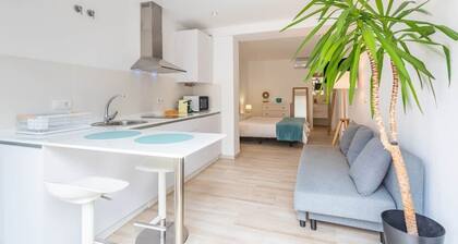 1 beach line. Malabau N2