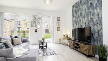 Casa, 3 dormitoris, accessible, pati | Sala d'estar