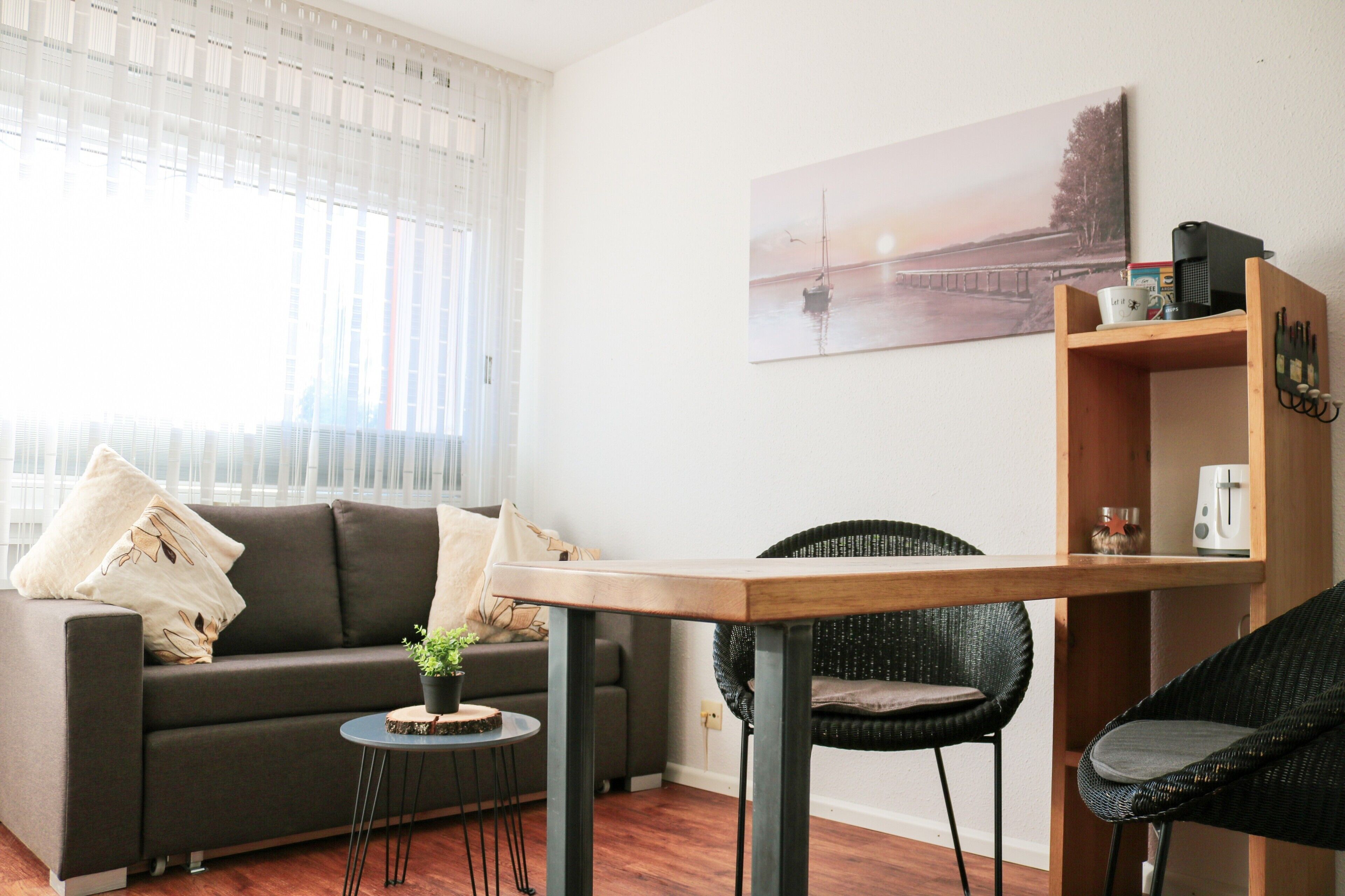 Fernseher, Tischtennisplatte