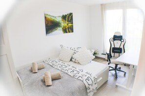Fer et planche à repasser, Wi-Fi, draps fournis