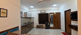 Cozy 1-bedroom apartment in Indore with AC