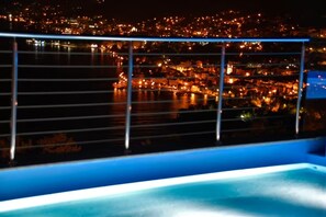 Property grounds - Studio apartment near Opatija with hot tub, swimming pool and panoramic sea view (Matulji)