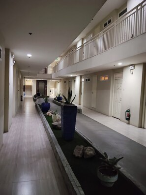 Interior - 10-mins walk from airport-Furnished 1BR condo (Lapu-Lapu)