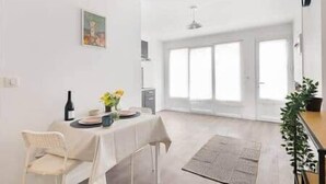 Dining - Studio Cosy Paris/CDG/Expo/Stade (Aulnay-sous-Bois)