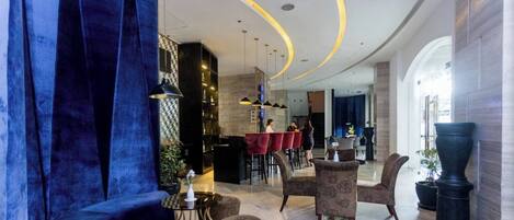 Apartment, 1 Bedroom | Dining room